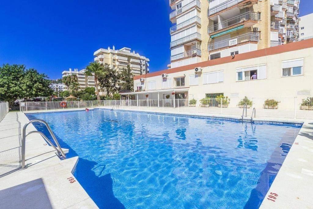 Nice And Cozy Studio At The Beachfront Benalmádena Exterior foto